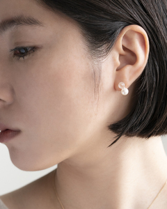 HARIO ピアス スノーパール K10［HAPR-SP-002P-K10］｜耐熱 ガラス アクセサリー ハリオ ランプワークファクトリー 職人 繊細 フォーマル カジュアル きれいめ おしゃれ 20