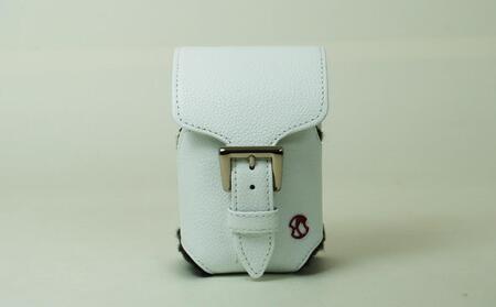 【カラー選択可】博多革工房HOMMONが作ったゴルフ距離計ケース【牛革】 ホワイト