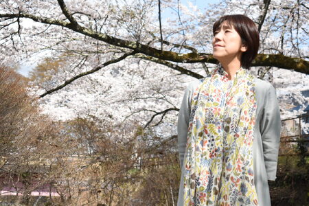 【富士の伏流水で織りなす高級天然素材ストール】スティグ・リンドベリ　ハーバリウム　シロ NSAB001