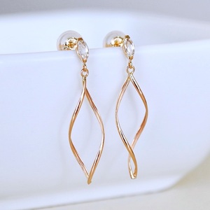 K10YG(10金) イエローゴールド 揺れる ホワイトトパーズ 地金 ピアス  保証書付 SR-2363 242-055-c