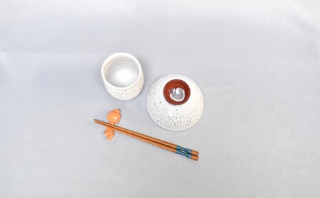 萩焼　福の器揃い「残雪」(ご飯茶碗・湯呑・箸置きセット)｜HGH00027
