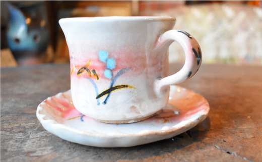 【②白色】陶芸家 尾田芳炎作 コーヒー碗皿 カップ & ソーサー 1組【一念窯陶芸美術ギャラリー】 [OBV003-02]