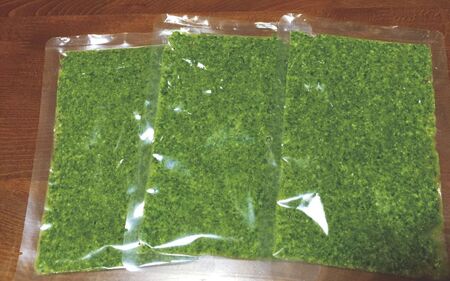 農家だからできる濃厚『無添加　バジルソース』 パック 100ｇ×4袋 バジル　バジルソース ばじる バジル　調味料　パスタ【fmlb044】