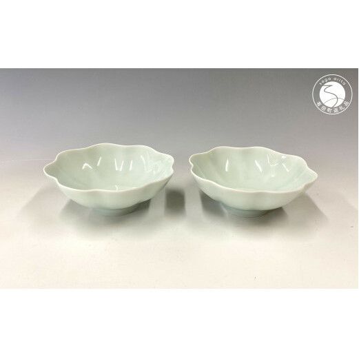 中仙窯 有田焼 青白磁輪花鉢ペア（中尾純作） A45-148