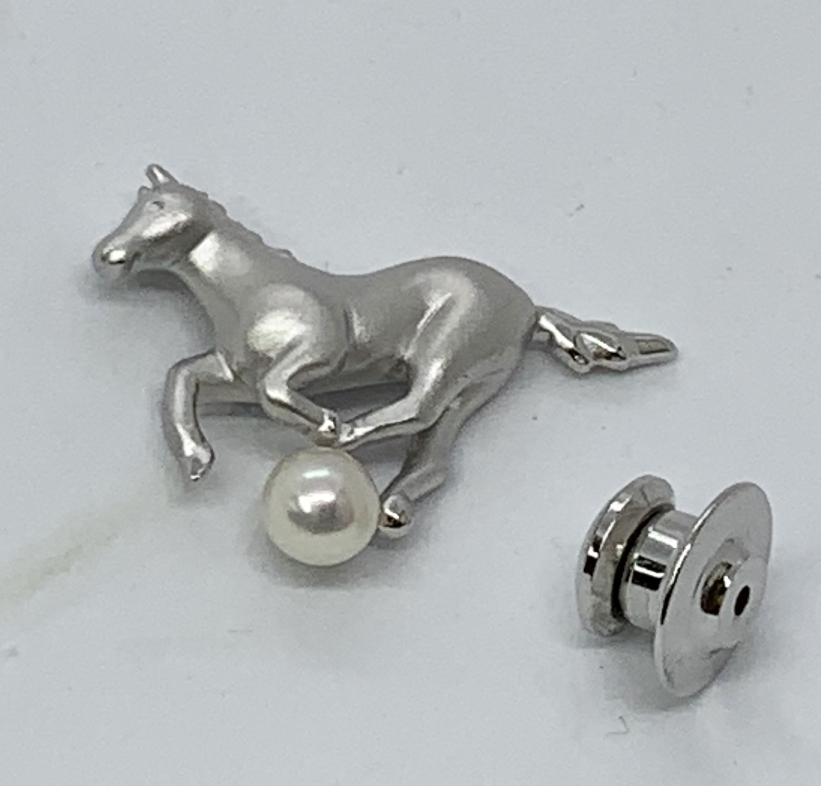 
30-30三重県産あこや真珠４.５mm　S Vピンタック
