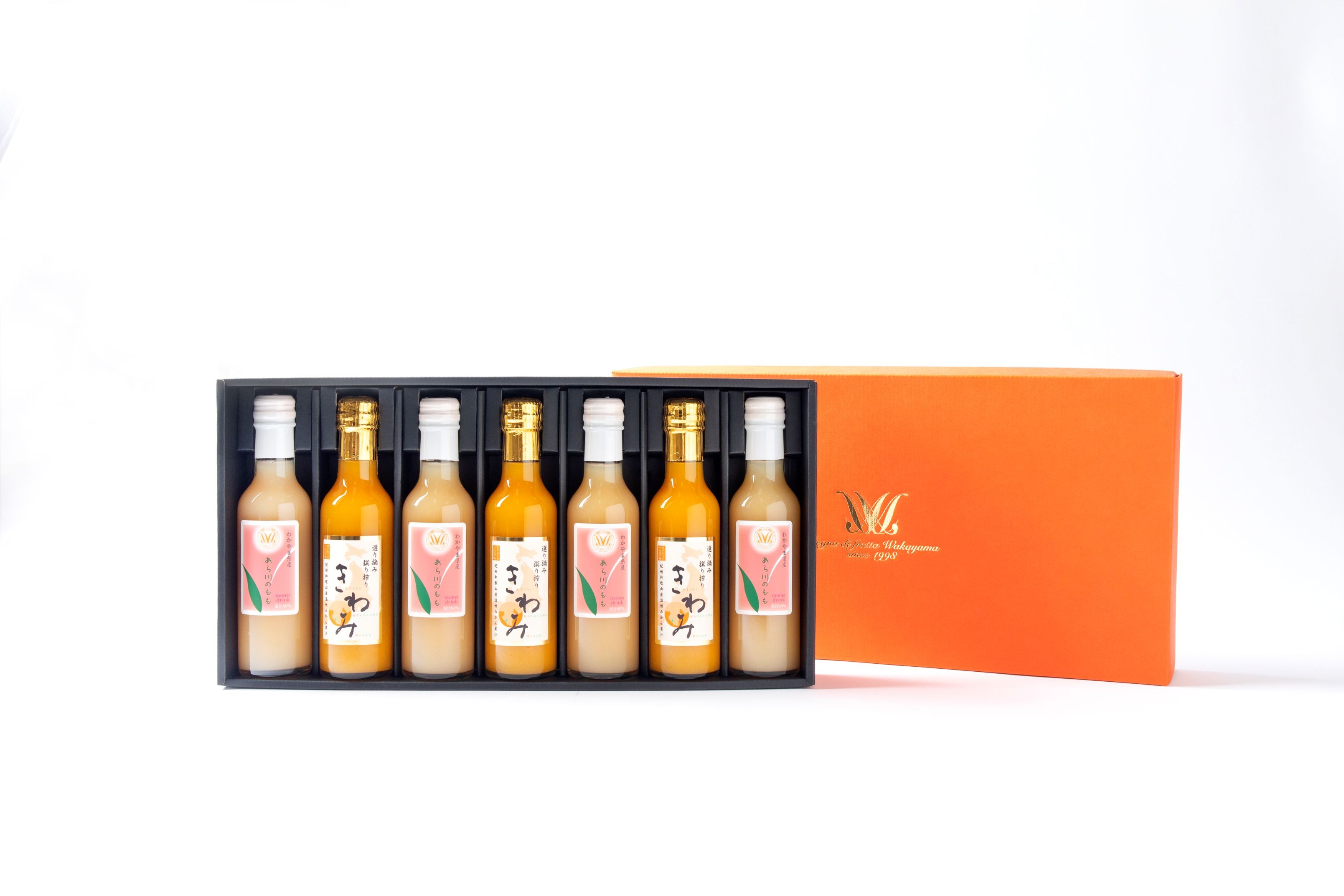 
                  N202　きわみみかんジュース２００ｍｌ　３本　あら川の桃ドリンク２００ｍｌ　４本
                