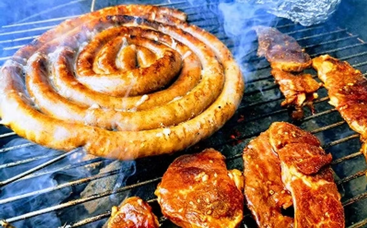 キャンプ&バーベキュー「フォンテーヌの森」 施設利用券 15,000円分【 キャンプ 宿泊 体験 体験型 バーベキュー アウトドア BBQ 夏休み GW 子供 家族 お出かけ 茨城県 つくば市 】