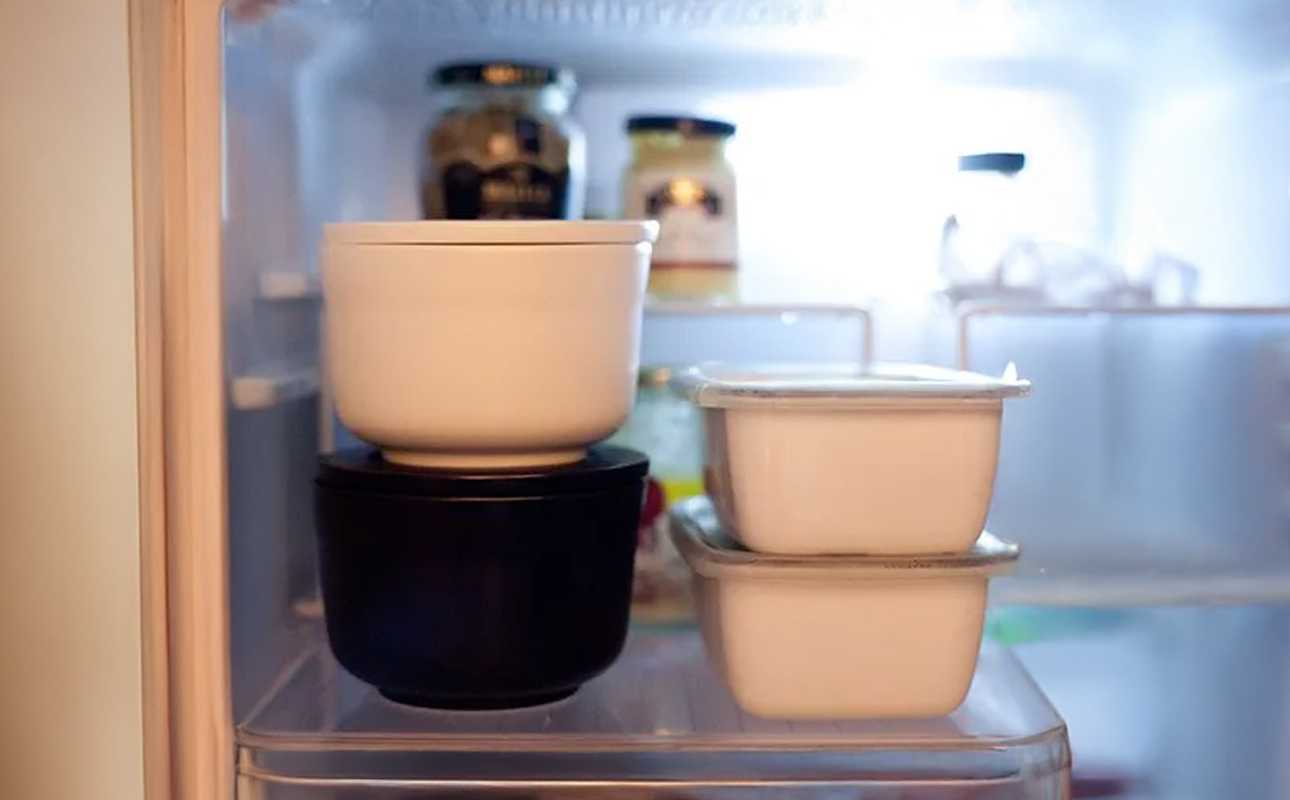 【萬古焼（ばんこやき）】ごはんを美味しく保存するスタイリッシュなおひつ 4th-market ヤソハチ お櫃 一碗 黒1個【八十八、おひつ、米、新米、レンジ、保温、保冷、万能、おしゃれ、かわいい、結婚