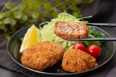 冷凍 松阪牛入り コロッケ ・ ミンチカツ 各15個 セット 計30個 ／ 瀬古食品 松阪肉 名産 ブランド 霜ふり本舗 牛肉 お肉 肉 和牛 黒毛和牛 国産 国産牛 松阪牛 ブランド牛 お惣菜 ご自