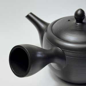 春秋　23号艶黒棗線帯花水木急須　4-596｜陶器 やきもの 焼き物 手作り 職人 春秋窯 鋳込み 丸よ小泉 愛知県 常滑市