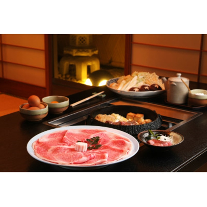 (冷凍) 大和榛原牛 すき焼き用 霜降り もも 300ｇ ／ うし源 本店 ふるさと納税 黒毛和牛 A5等級 手土産 父の日 母の日 奈良県 宇陀市 お中元 贈答用 贈り物 暑中見舞い お土産  うし
