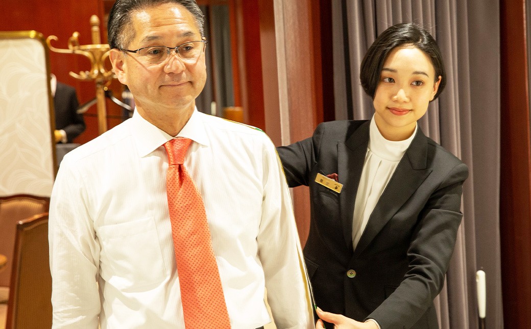
                  銀座英國屋 メンズオーダーシャツ 仕立て補助券 30,000円分 ／ オーダーシャツ メンズシャツ シャツ 仕立て 補助券 券 チケット ギフトカード 新潟県 村上市
                
