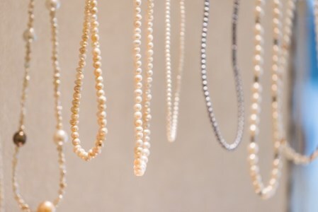 艶めく素敵なお花♪アコヤ真珠ベビーピアス：C308-001