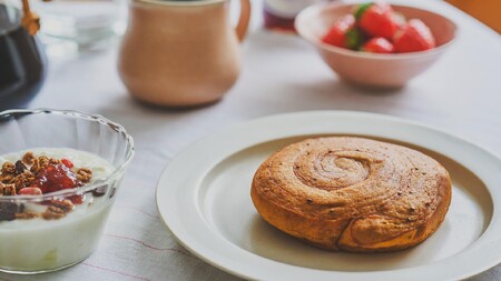 〈2ヵ月定期便〉BASE BREAD ストロベリー　【11100-2265】