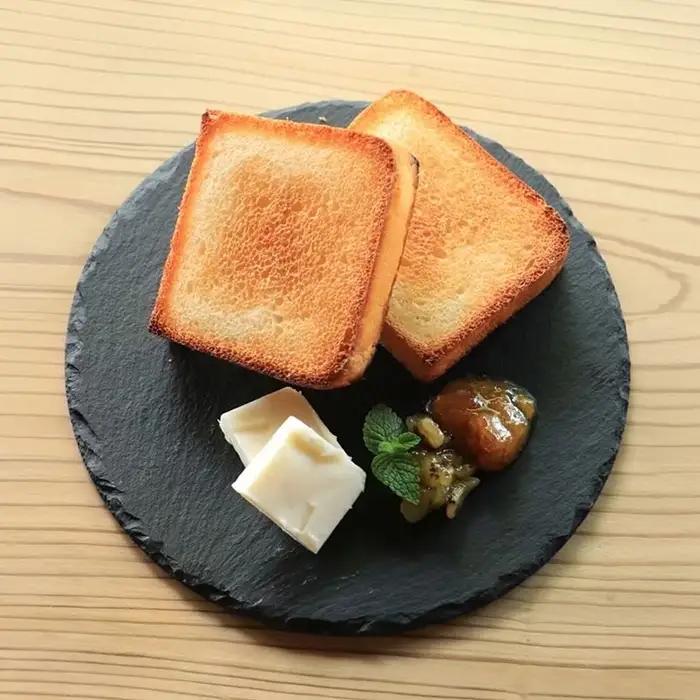 米粉食パン ミネラル発酵パン 8枚切り 5斤 リトリートかるむ
