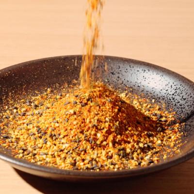 ふるさと納税 国分寺市 香 武蔵国分寺七味(うど国分寺産)オリジナル缶2個・武蔵国分寺七味20g×4 |  | 02