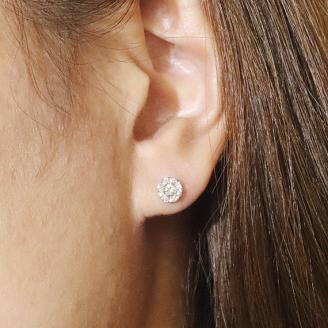K18ホワイトゴールド　 取り巻きダイヤモンドピアス　0.34ct　　BQ105