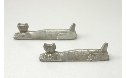 
錫でできた「ネコのカトラリーレスト」（56-05）
