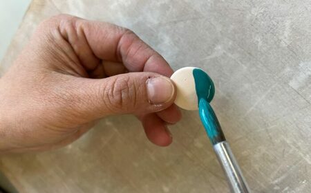 【美濃焼】 ききょう イヤリング 水色 瑞浪市 / TILEmade タイル アクセサリー ハンドメイド [AZCD012]