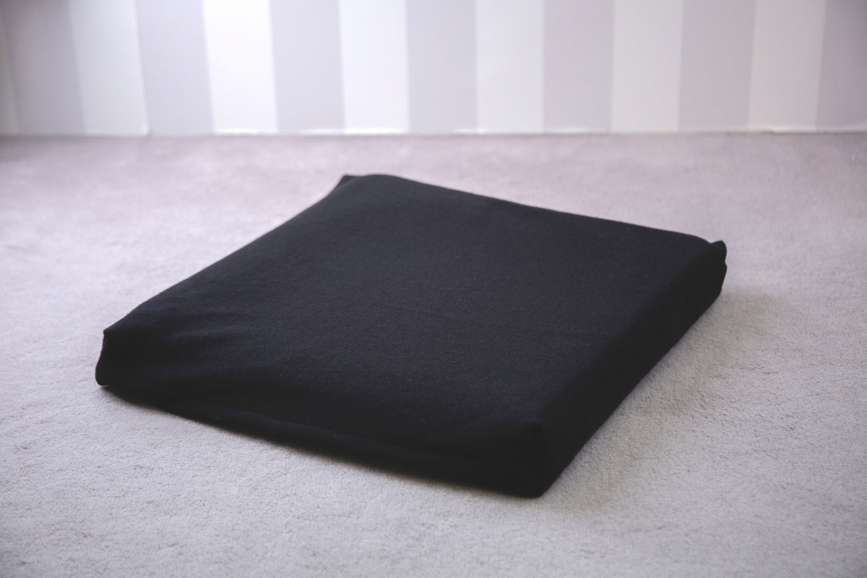
Fin plast Cushion ブラックプラス ニット(黒) FC055011
