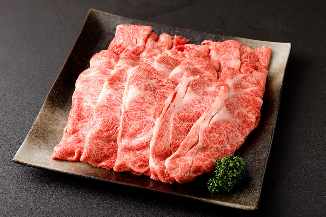 
            黒樺牛 肩ロース スライス 1050g 350g×3パック 牛肉 すき焼き しゃぶしゃぶ 和牛 牛 お肉 黒毛和牛 くろはなぎゅう 国産 九州産 熊本県産 冷凍
          