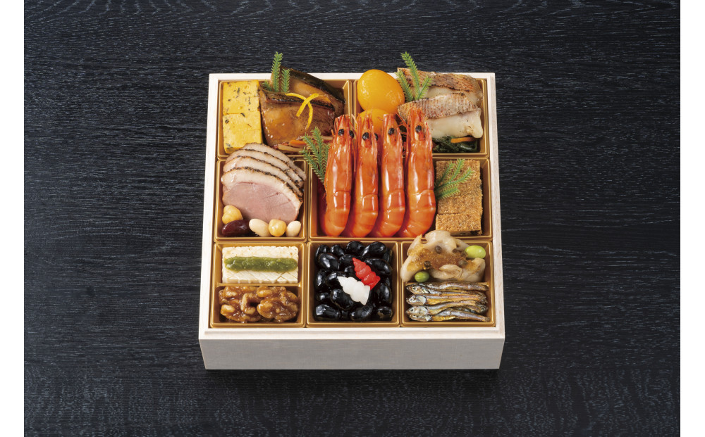 【千里山荘】おせち料理三段重