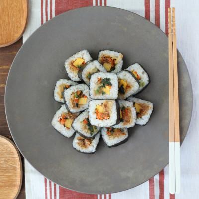 ふるさと納税 海田町 ゴマ油香る!韓国風のり巻き『キンパ』35g×8個×4Pセット |  | 03