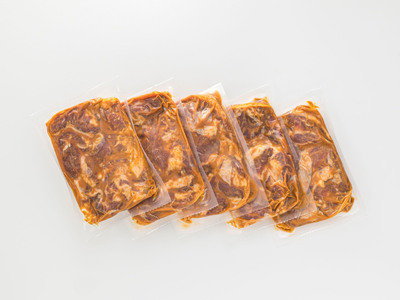 【毎月定期便】国産「北海道産」の希少な味噌味 豚ハラミ 200g×5 計1kg　全3回_小分け 豚肉 豚 ホルモン ハラミ 国産 焼肉 焼き肉 アウトドア キャンプ BBQ bbq 手切り 一人暮らし