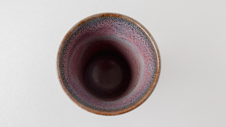 【燿彩窯変紫焔釉】ぐい呑み （小野寺裕司 作）径6.2cm×高さ5.9cm コーヒーカップ 湯飲み 焼酎杯 冷酒杯 線刻酒杯 酒杯 夫婦湯飲み 陶器 陶芸