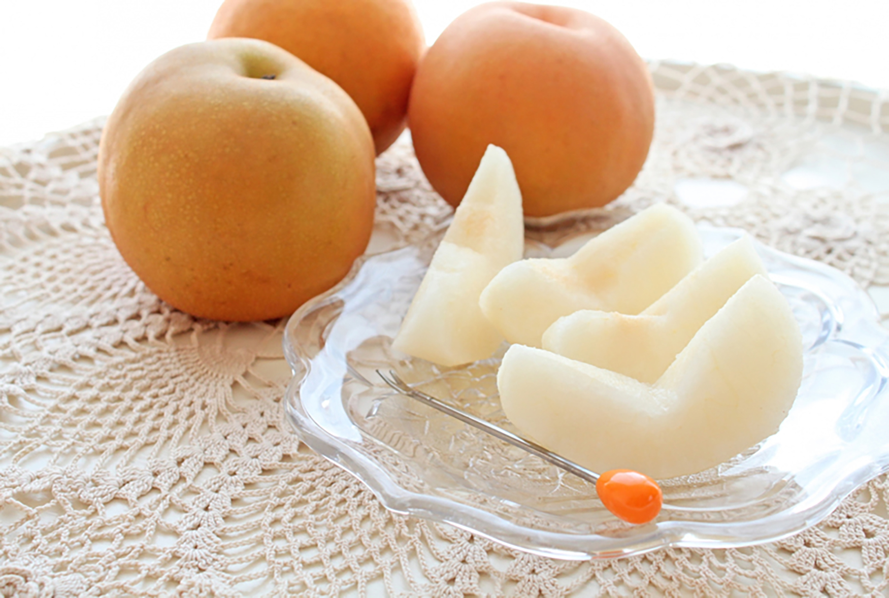 【B06074】高知県産　新高梨　約2kg・3～6玉（外皮にシミ・キズあり)［期間限定品］