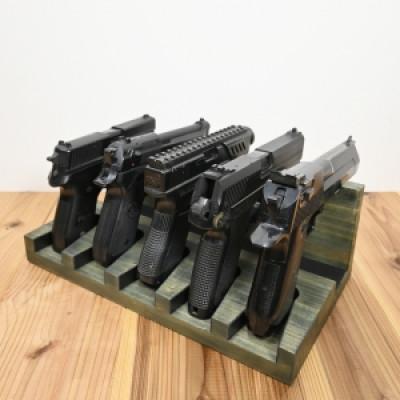 ふるさと納税 横手市 WOOD WORKS ハンドガンスタンド 5丁掛【ミリタリーグリーン】 |  | 01