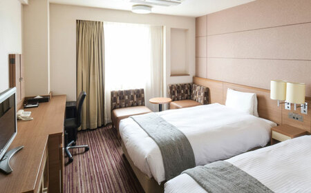 『ベッセルイン福山駅北口』 ばらグッズ付ペア宿泊券（スーペリアツインルーム）朝食付 ペア 宿泊券 食事付 ホテル バラ 薔薇 グッズ レジャー 旅行 広島県 福山市  F24L-234