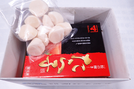 刺身用ほたて貝柱200g・甘口たら子500g(化粧箱入り) A-14219