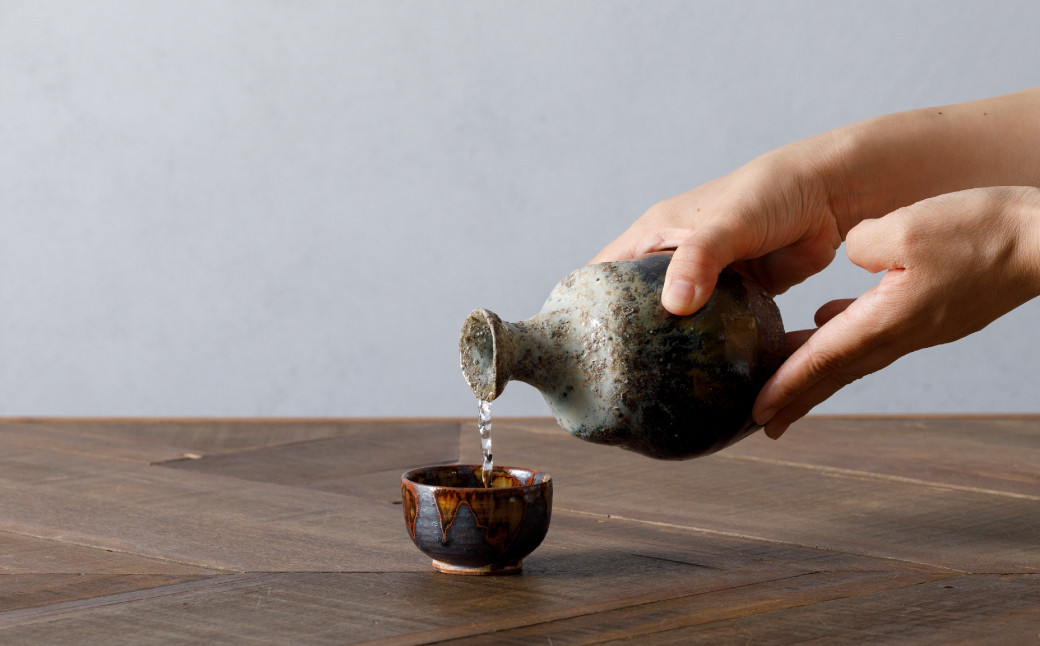 ぐい呑み以外の返礼品はお届け出来ません。※「朝鮮唐津　徳利」の返礼品は別ページになります