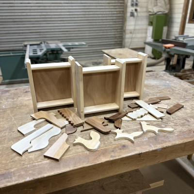 四匹の狐の物語を飾る−民話をモチーフにした飾り台作りワークショップ(4名様)【1615969】