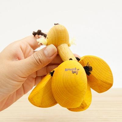 ふるさと納税 木津川市 【グッドトイ受賞】　口に入れられる赤ちゃんガラガラ　木のおもちゃ　動物ガラガラ |  | 02