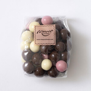 ミックスマカダミアチョコ 1750g 350gx5袋 11月～3月発送 チョコレート チョコ スイーツ お菓子 おかし ミルク ホワイト イチゴ マカダミア ナッツ ギフト プレゼント 兵庫県 伊丹市