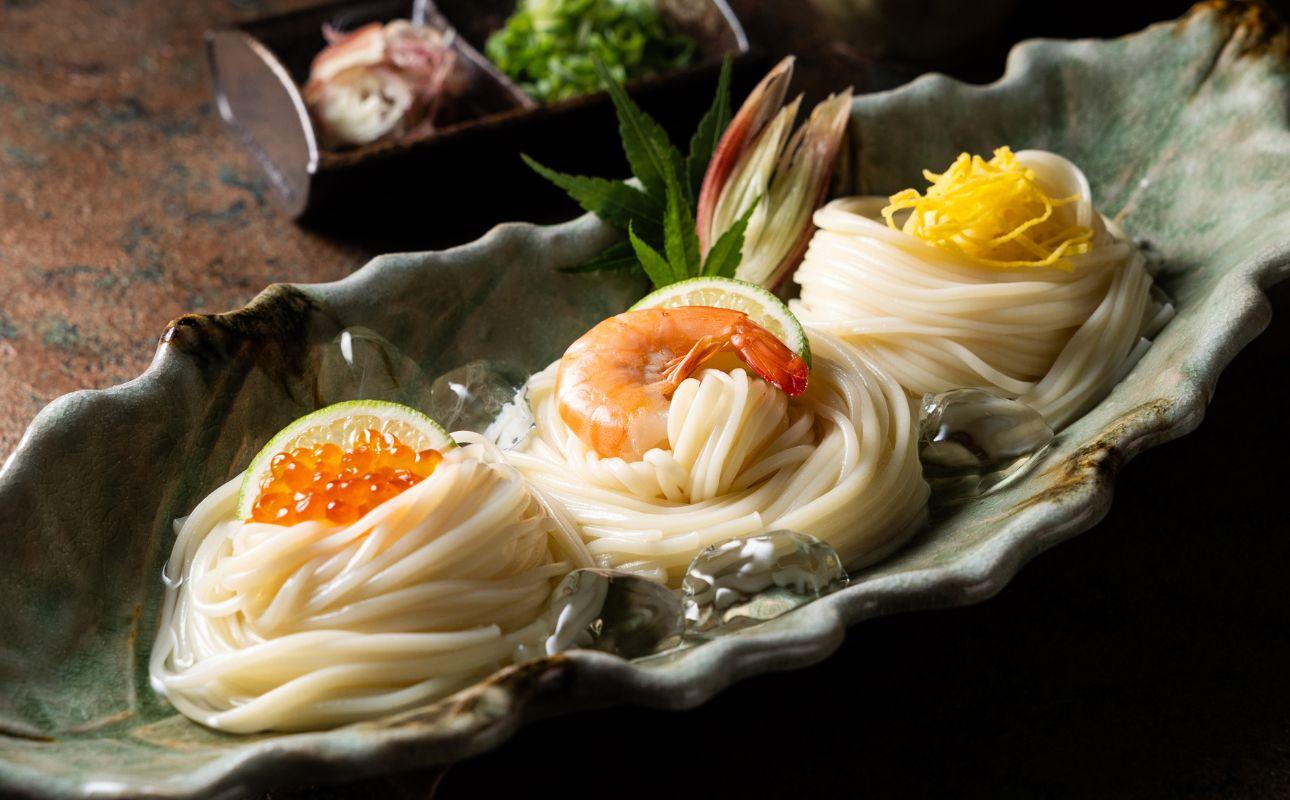 TV番組「マツコ＆有吉 かりそめ天国」紹介店 四日市手延きしめん･冷麦･うどんセット 27束 (冷麦9束＆うどん9束＆きしめん9束) 70食分 /金魚印 大矢知 伝承の味 高級麺 特産 麺 手延べめん