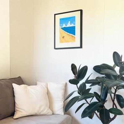 ふるさと納税 茅ヶ崎市 湘南・茅ヶ崎で描く、海を感じるイラストアート『ジークレーアートフレーム　SL-05』(大:四つ切) |  | 01