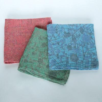 ふるさと納税 見附市 トリプルガーゼハンカチ　C/#赤 |  | 03