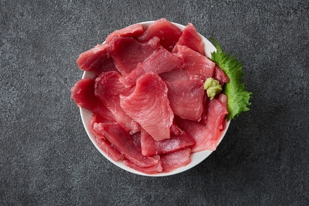 a12-259　天然 南まぐろ 切落し 1kg