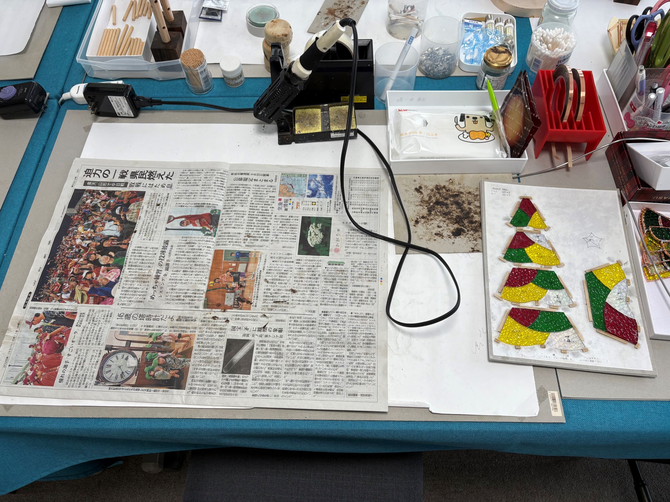 ステンドグラスランプ（クリスマスツリー）〈1個限定〉