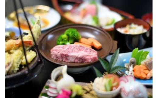 
            横浜港乗合船屋形船濱進ペアご招待券（黒毛和牛ステーキ御膳）
          