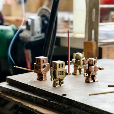 ふるさと納税 高岡市 福香 -FUKKA-　ロボット2号/ROBOT TYPE2　ゴールド　お香立て |  | 02