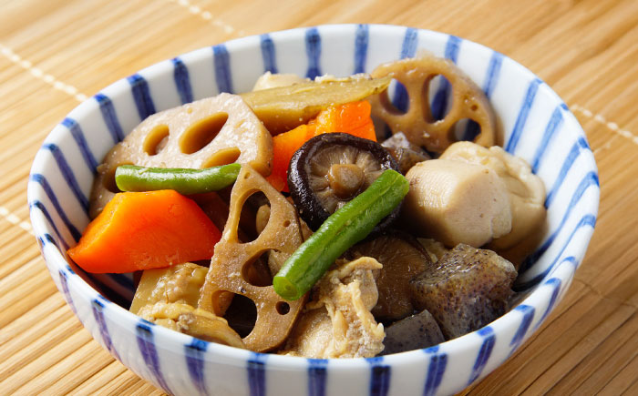 くまモン九州しょうゆ 300ml×12 合計3.6L 醤油【株式会社山内本店】 [BHAE030]