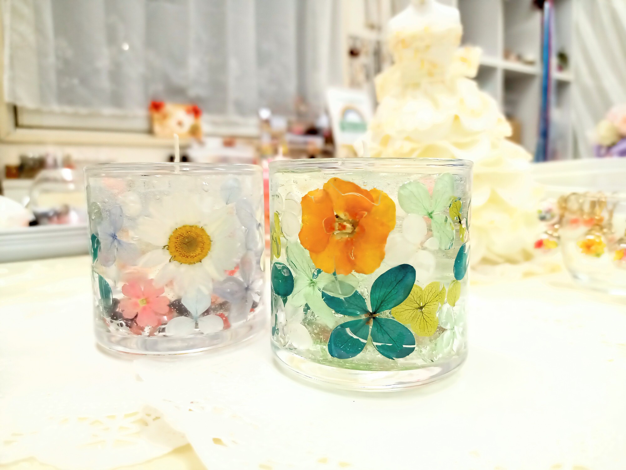 新宿フラワークラフト体験工房 可愛い押し花でお花見キャンドル作り