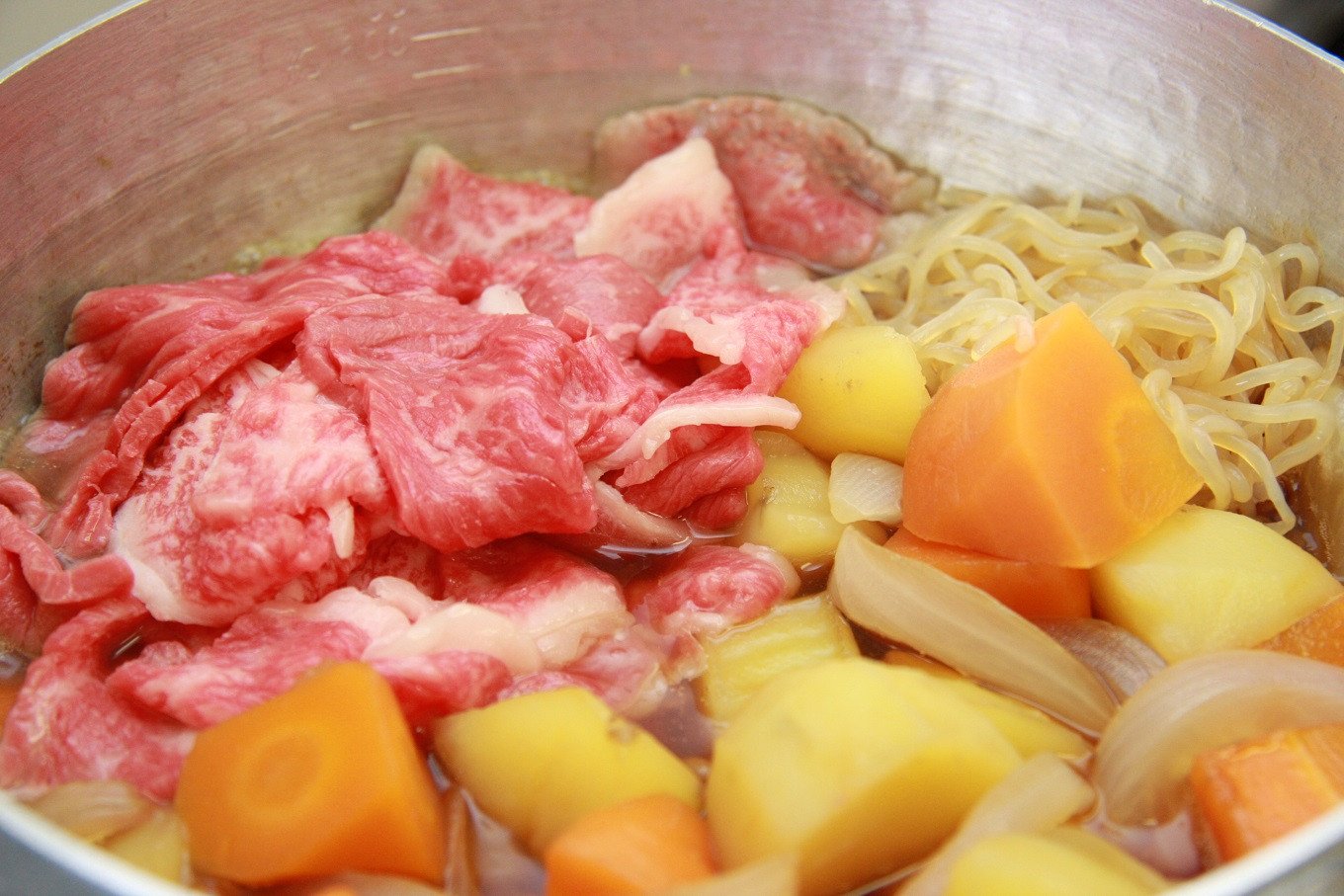 柔らかい肉質です。いつもの肉じゃがをワンランクアップ！