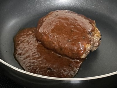 飛騨牛 ハンバーグ 5枚セット（1枚150g）個数300個限定で ウインナー コロッケ 5個付き1個当たり60g | 肉のかた山 M16S29