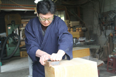 【数量限定】日本産榧　柾目ハギまな板 ／ふるさと納税 キッチン用品 木製品 まな板 日本産榧 天然 耐久性 耐水性 抗菌性 手鉋仕上げ 調理 料理 木製品 千葉県 山武市 SMAK012