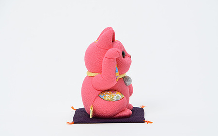 No.179-07 木目込人形（招き猫・風水（中）桃）